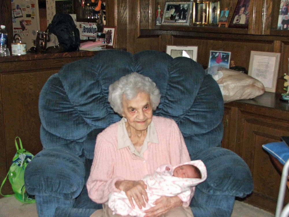 Dolly holding her great-grandaughter Lauryn