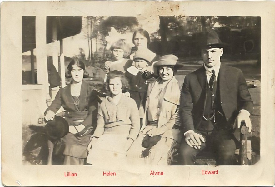 The Schmidt Sisters with Edward Grothusen