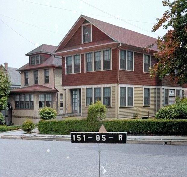 307 Pelton Avenue