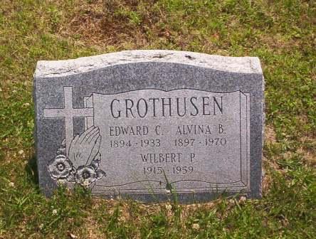 Edward Grothusen Grave